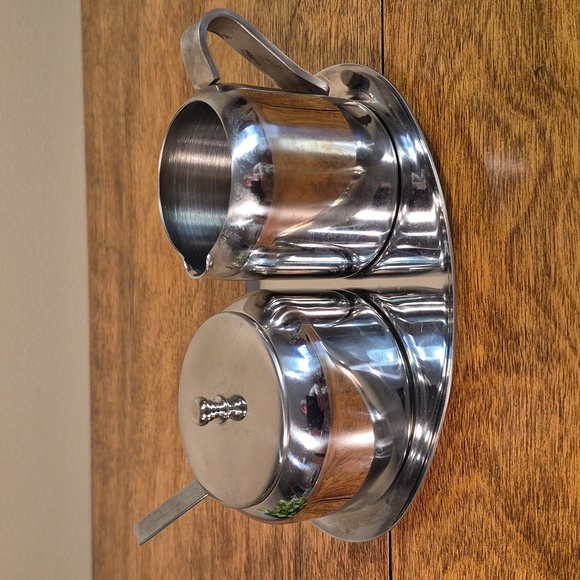 VINTAGE Shiny Chrome Cream and Sugar Set With Spoon And Tray - Picture 4 of 16